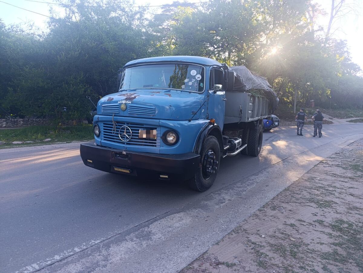 Un nene murió atropellado cuando iba en bicicleta y fue chocado por un camión en Villa Warcalde.  (Foto: Policía)
