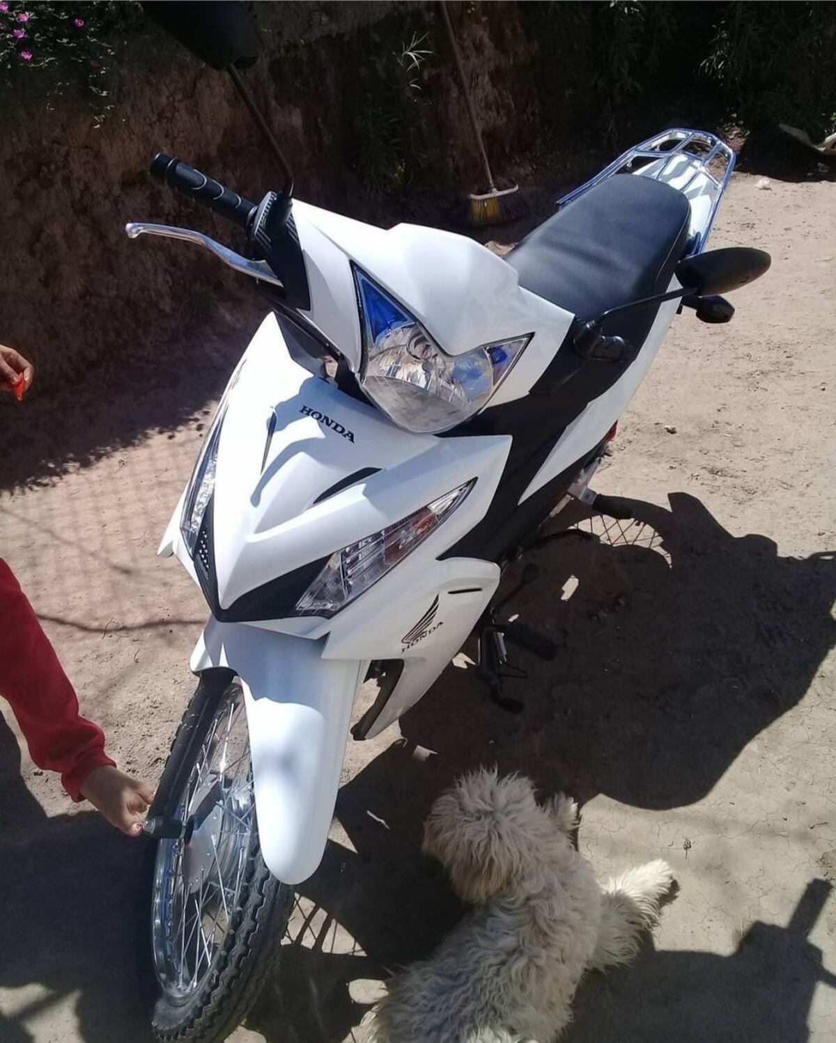 Robo en Los Artesanos. La moto robada. (Gentileza)