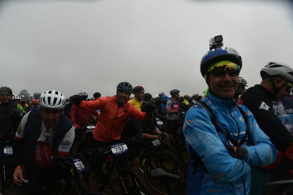 Desafío Río Pinto, día2. La competencia más convocante de MTB a nivel continental, con una inscripción de 5500 participantes, un récord histórico. (La Voz)