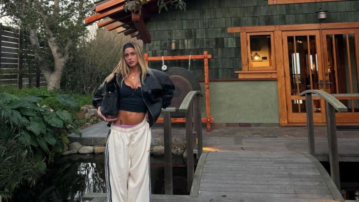 Tini Stoessel y Rodrigo De Paul eligieron una casa en Los Ángeles: así es su refugio de estilo japonés.