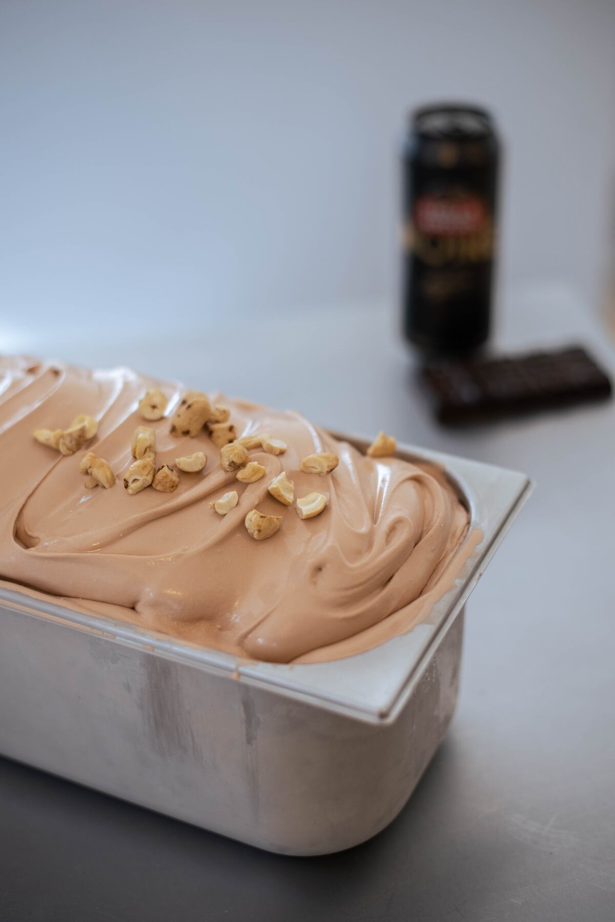 Helado artesanal de cerveza negra.