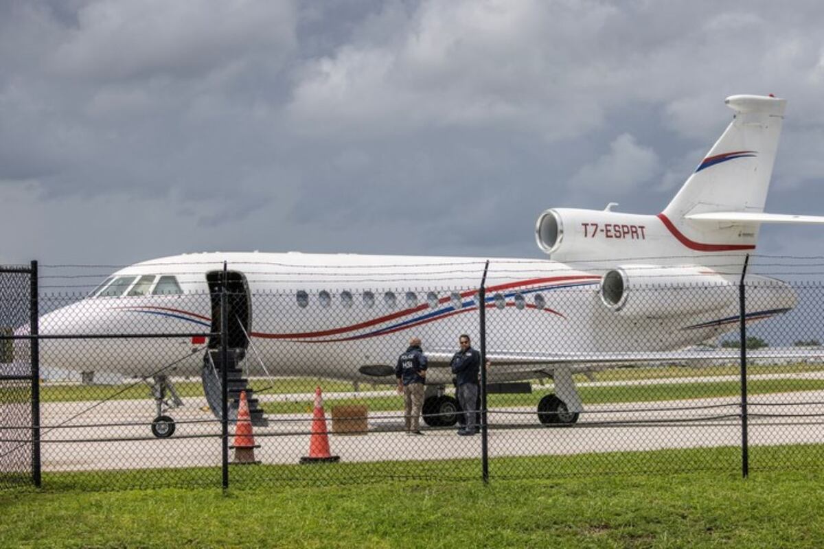 Uno de los aviones privados que utilizaba Nicolás Maduro. (Gentileza Clarín)
