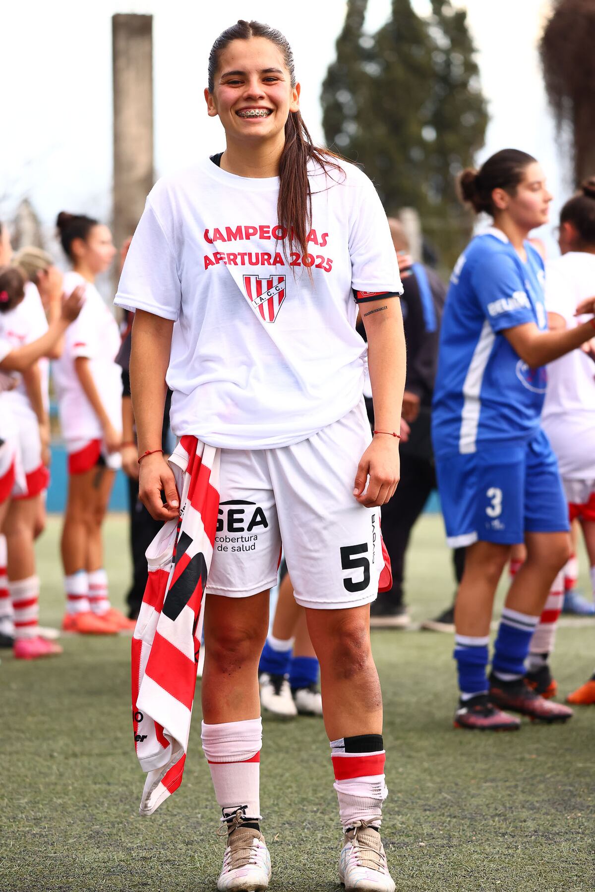 Mayra Oliva es la capitana de Instituto, que salió campeón del Torneo Apertura de LCF. (Gentileza Instagram @juanjotapablo / Juan Pablo Luna).