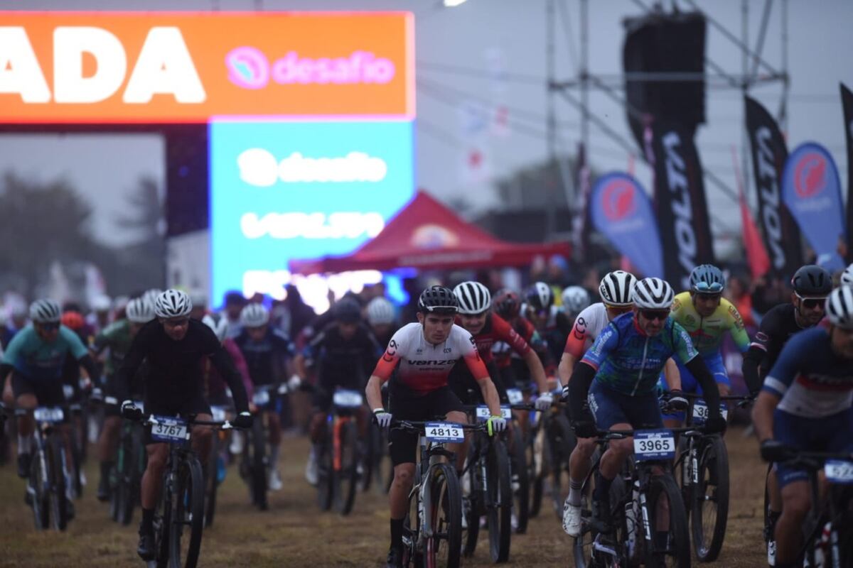 Desafío Río Pinto, día2. La competencia más convocante de MTB a nivel continental, con una inscripción de 5500 participantes, un récord histórico. (La Voz)