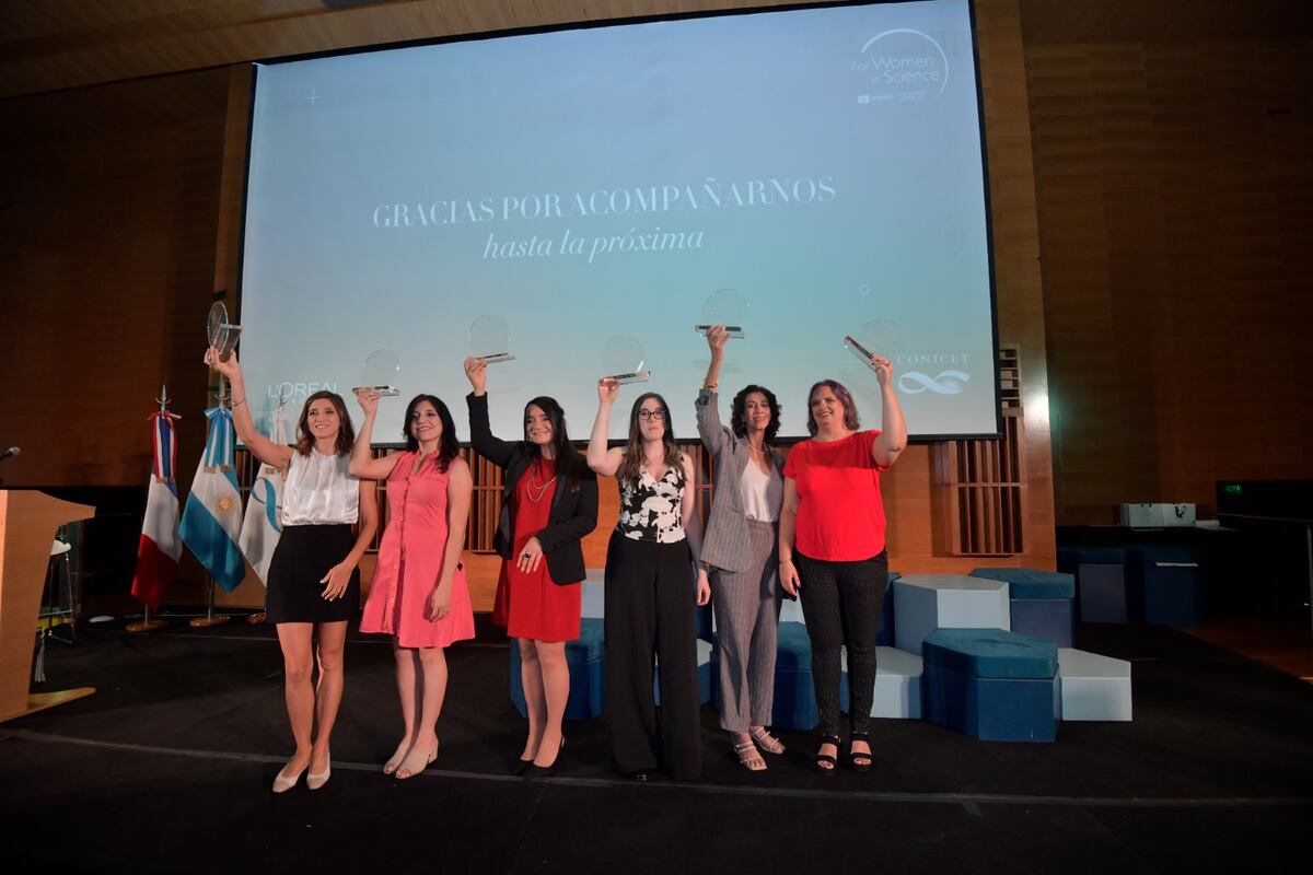 Distinguen a investigadoras argentinas durante la entrega de los premios L'Oreal-Unesco 2024. (Gentileza L'Oreal-Unesco)