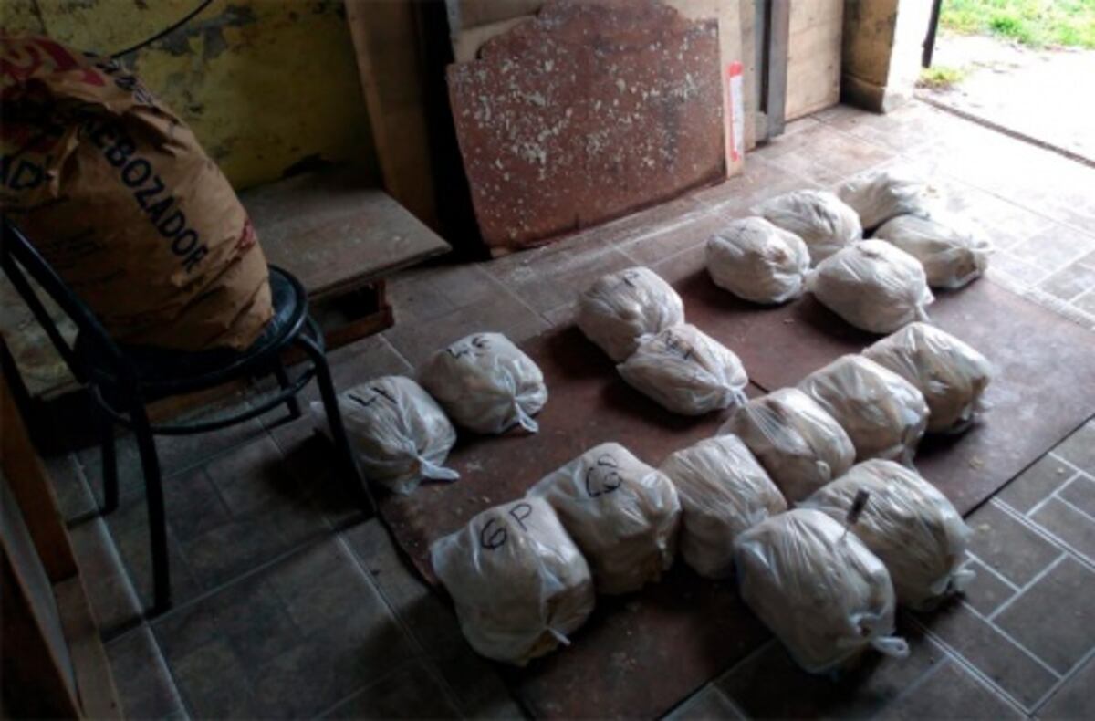 Personal de la municipalidad decomisó 83 kilos de milanesas ya preparadas.
