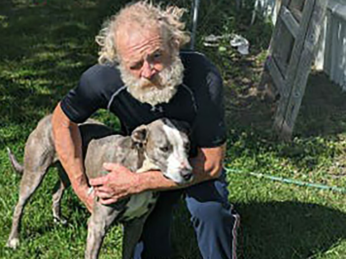 Emotivo. Gracias a su perro, el hombre pudo ser rescatado. (Gentileza)