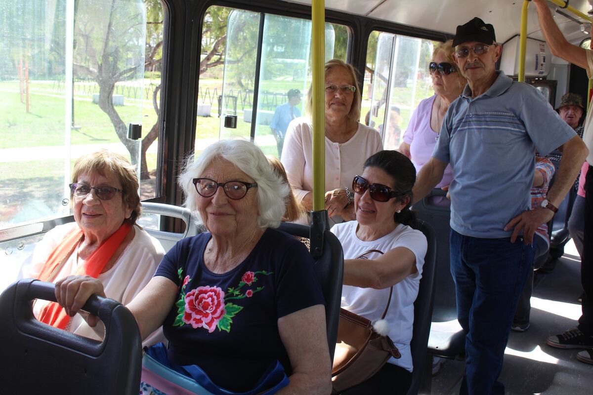 Río Cuarto. Jubilados fueron parte del primer encuentro del programa “Descubriendo Mi Ciudad” (Gentileza).