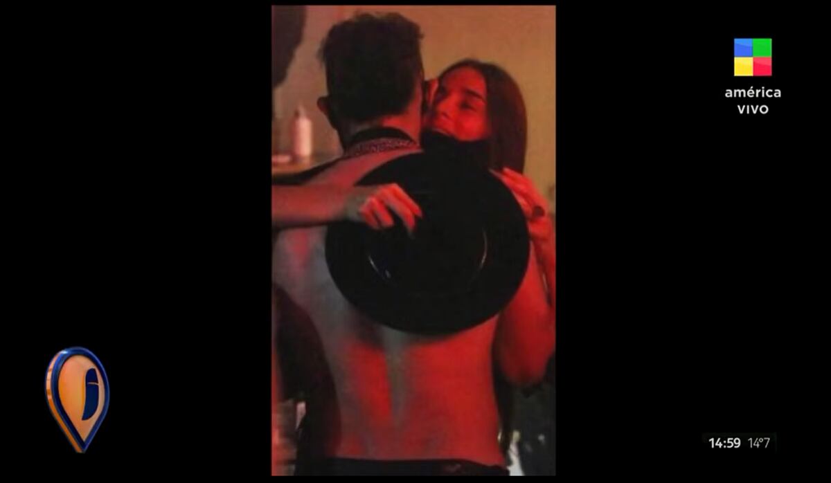 Juana, el Tucu y un abrazo que despertó rumores. (Fotograma Intrusos)