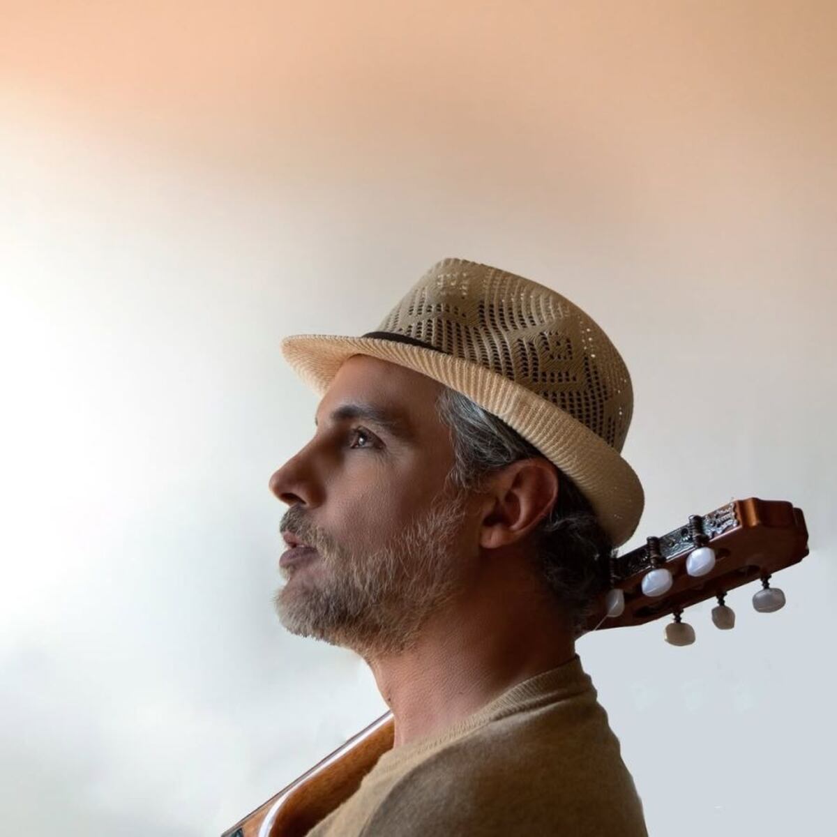 ¿Qué fue de la vida de Juan Ponce de León? El galán de Verano del 98 que eligió la música