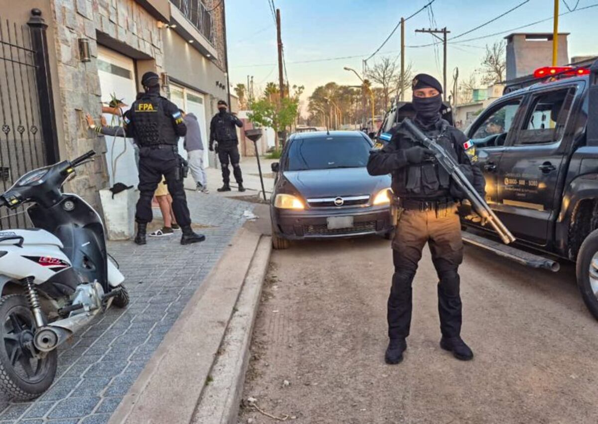 Policía de Córdoba, Policía Federal, Gendarmería Nacional y Policía de Santa Fe realizaron un megaoperativo que busca reforzar la seguridad en zonas limítrofes y combatir delitos complejos.