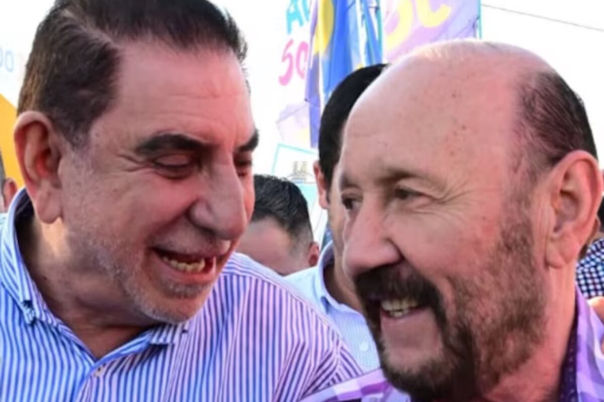 Jorge Jofré junto a Gildo Insfrán.