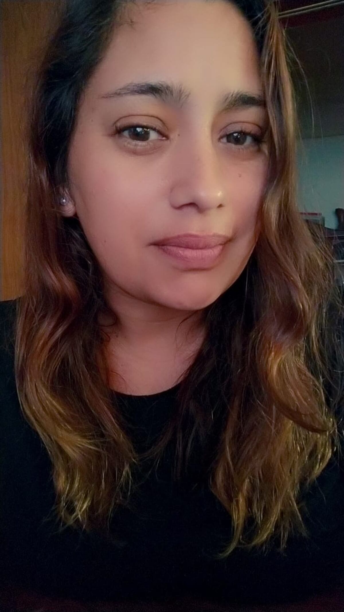 Lía busca la edad sobre su identidad.
