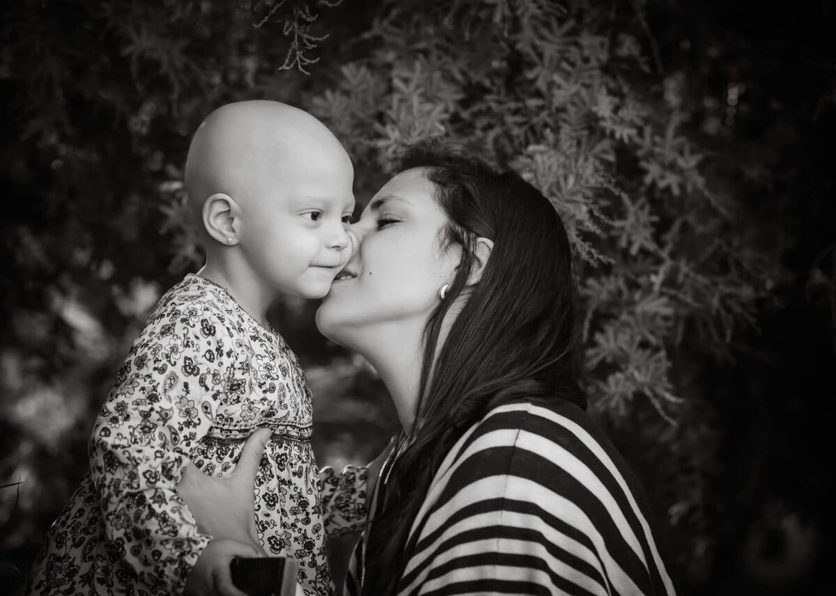 Paloma y su mamá Pía Gentile, una historia de amor y de superación a la enfermedad. (La Voz)