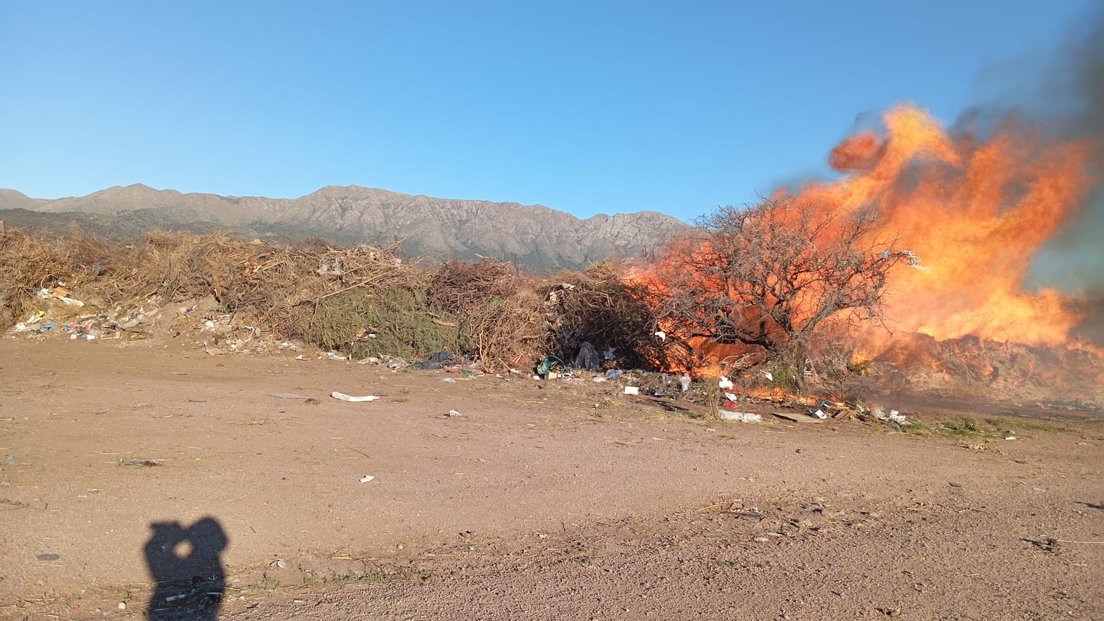 Incendio en el basural de Capilla del Monte