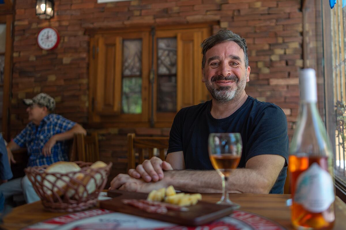 Gabriel Campana enólogo de Colonia Caroya. (Lola Saldivar / La Voz)