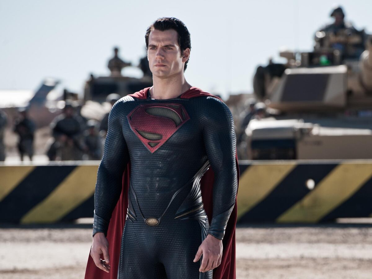 El traje de Cavill no tenía los característicos "calzoncillos rojos"