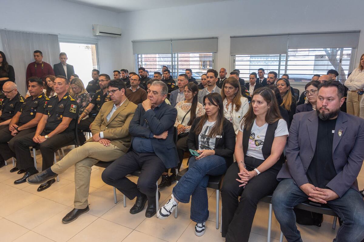 Autoridades provinciales y universitarias destacaron la articulación entre la academia y las políticas públicas como clave para fortalecer la seguridad democrática.