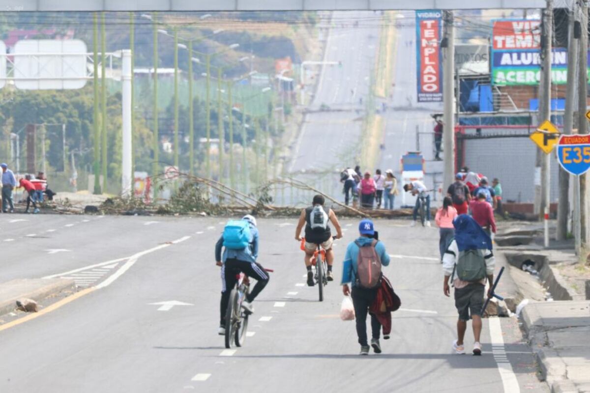Protestas en Ecuador. (API / La Hora)