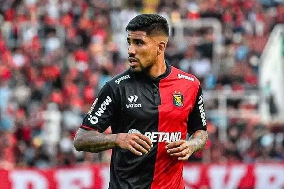 Paolo Reyna es el jugar que podría intercambiar Melgar por Blas Riveros de Talleres. (Prensa Melgar)