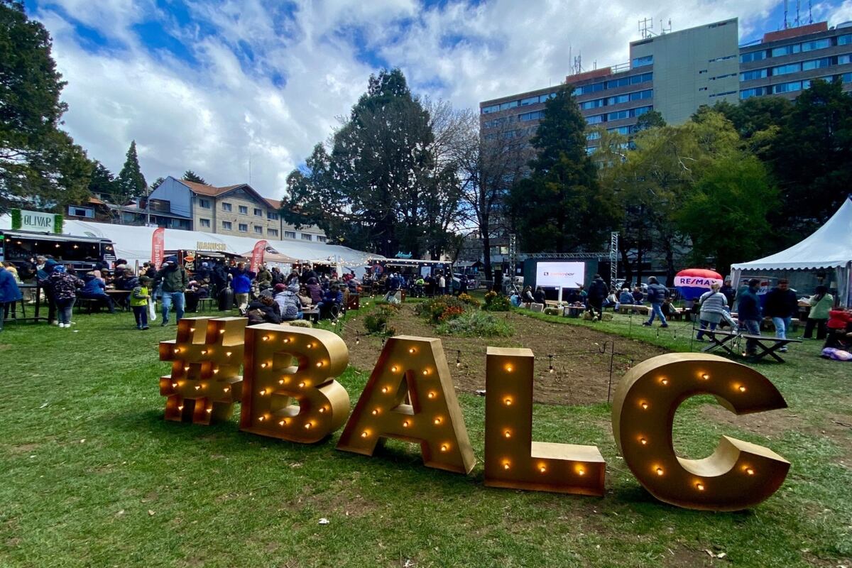 Por qué octubre es el mejor mes para visitar Bariloche: descuentos, feria y un festival gourmet