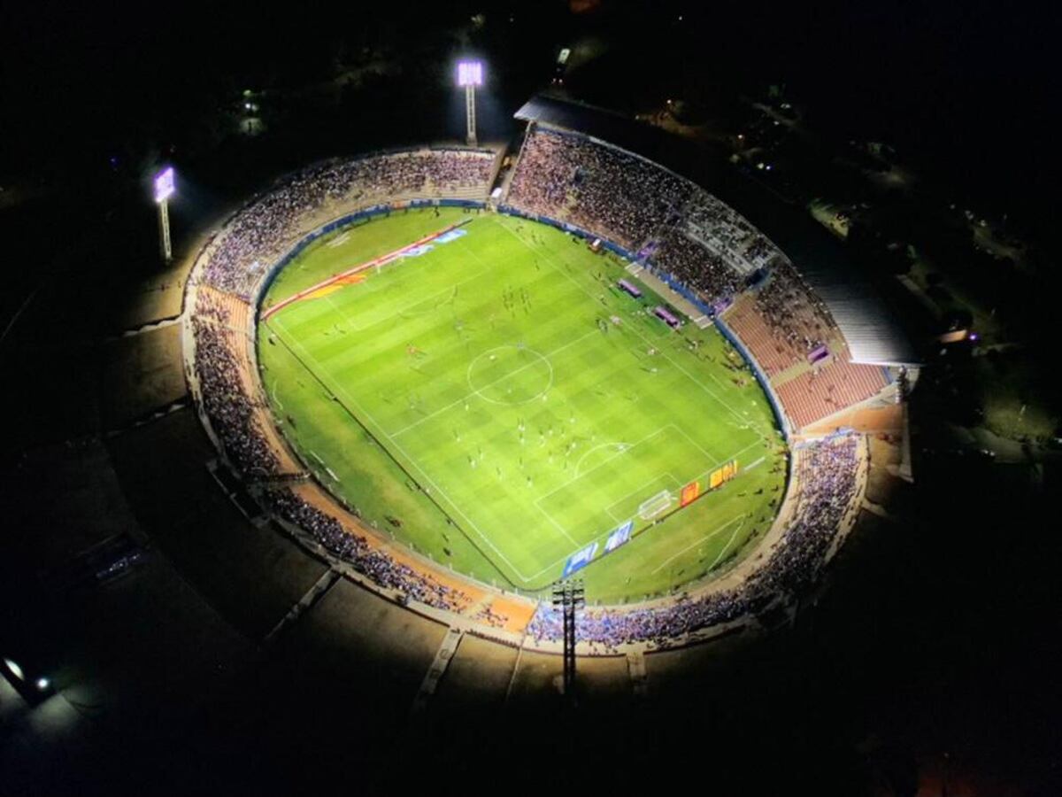 El estadio Juan Gilberto Funes de La Punta.
