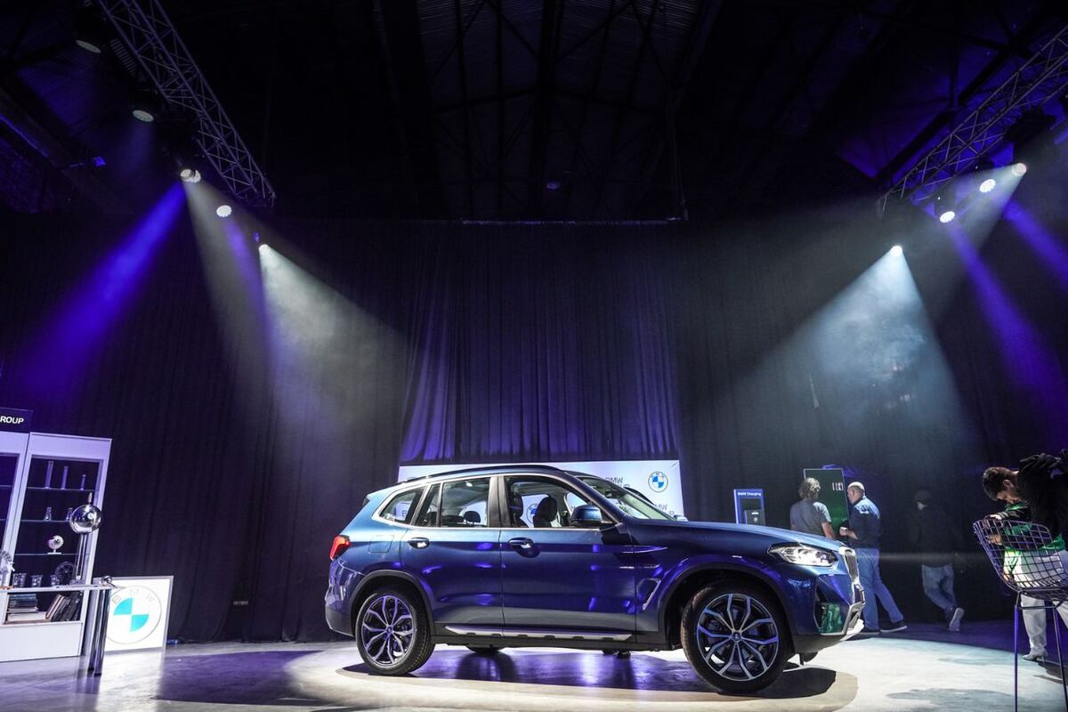 BMW Group presenta la electromovilidad en Argentina.