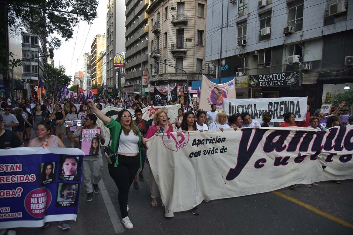 Organizaciones sociales han realizado innumerables marchas reclamando justicia por Yamila Cuello. (Facundo Luque / La Voz)