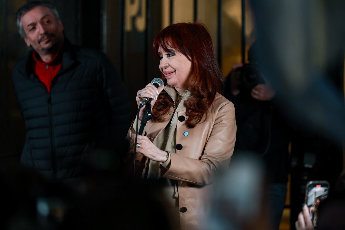 Cristina Kirchner en la sede del PJ, este martes. (Clarín)