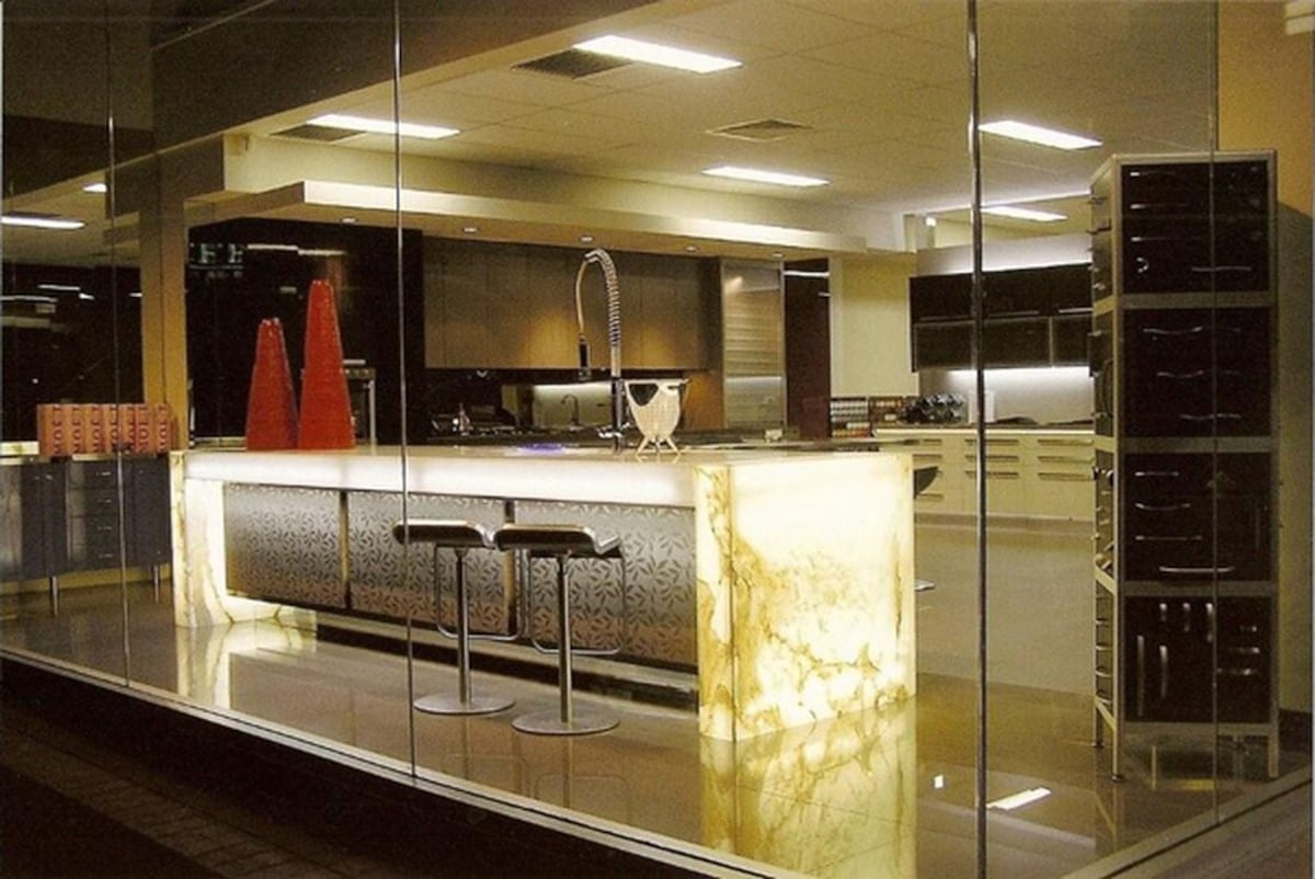 Barra de cocina con PedraFlex. (Foto: Pedraflex Argentina)