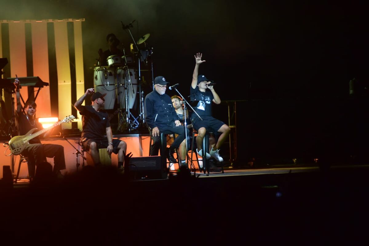Trueno invitó a León Gieco a cantar "Tierra Zanta". (Javier Ferreyra/La Voz)