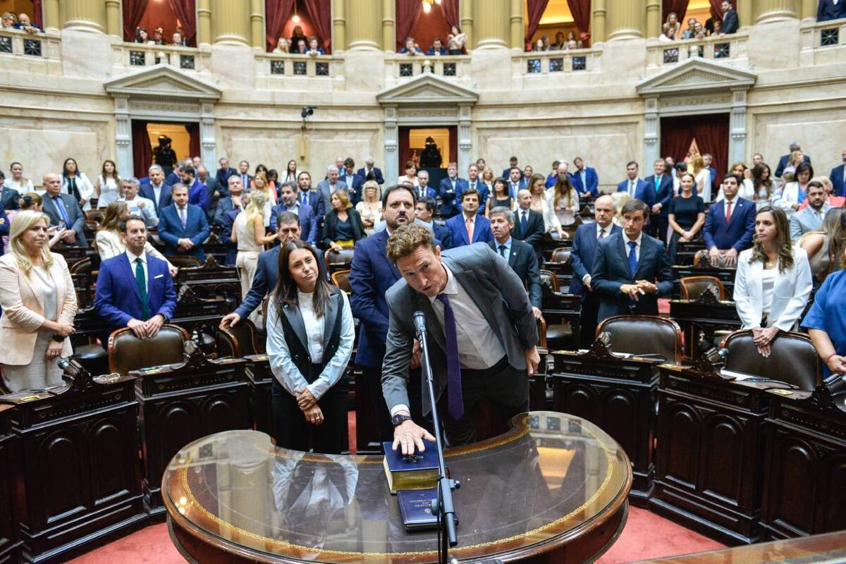 Diputados. Así juró Ignacio José García Aresca este miércoles 3 de diciembre.