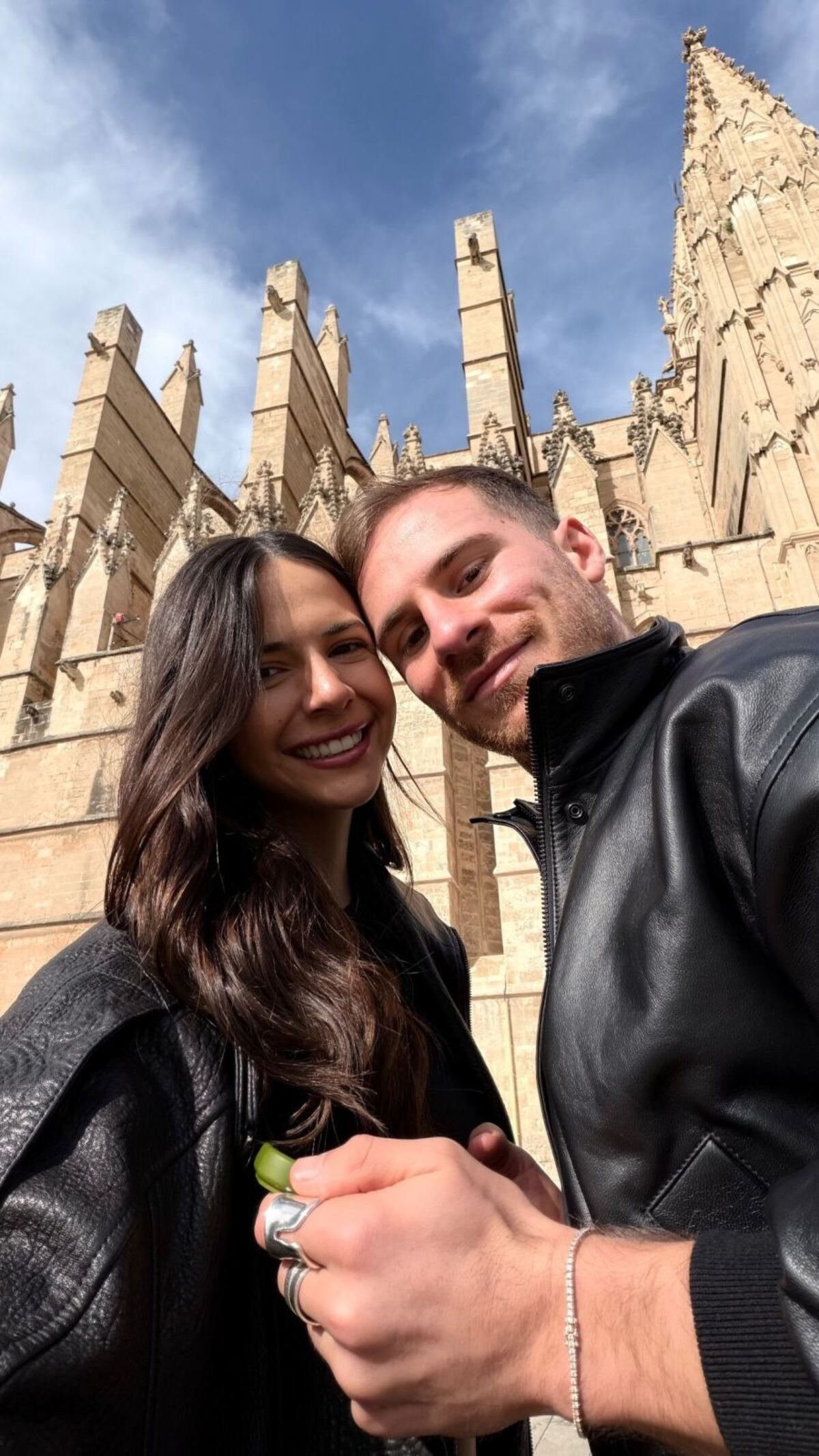 Así está Alaia, la hija de Alexis Mac Allister y Ailén Cova: las primeras vacaciones en Mallorca