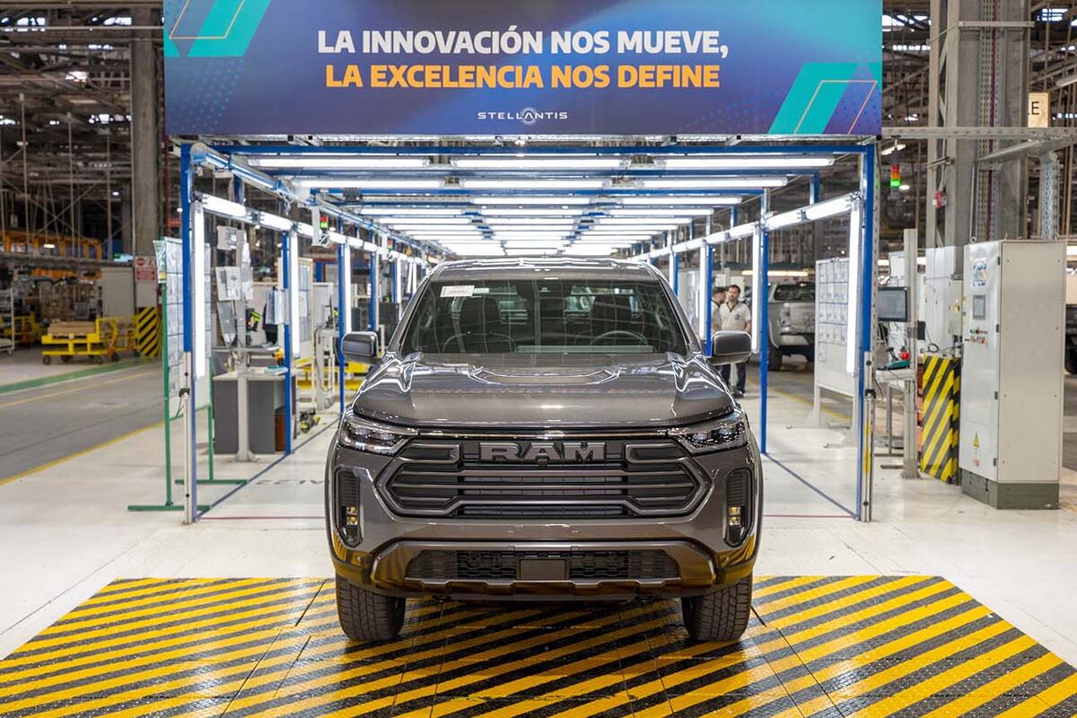 El grupo Stellantis preve producir para 2026 unas 35 mil unidades, repartidas 50% de Fiat Titano y 50% de Ram Dakota.