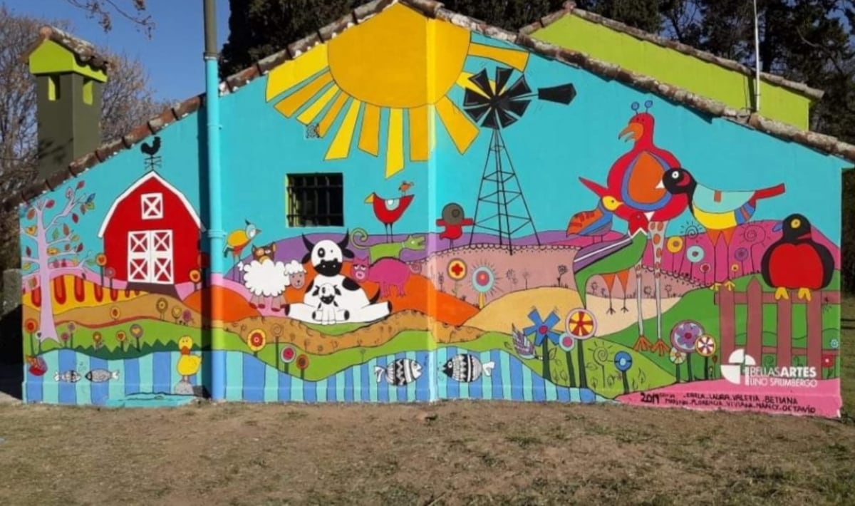 Murales urbanos en la ciudad de Almafuerte (La Voz)