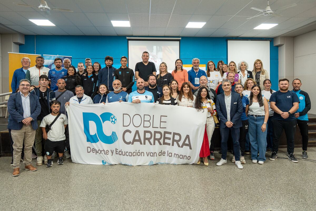 Estudiantes deportistas de mediano y alto rendimiento podrán garantizar su desarrollo académico y deportivo a través de políticas universitarias especiales.