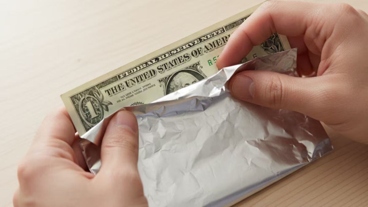 Conocé la función del papel aluminio para atraer la prosperidad, según el Feng Shui.