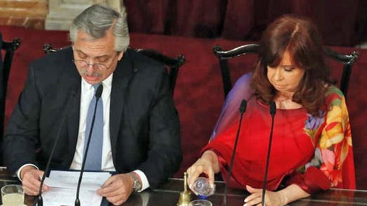 Juntos. El Presidente y la vicepresidenta coinciden en las medidas.