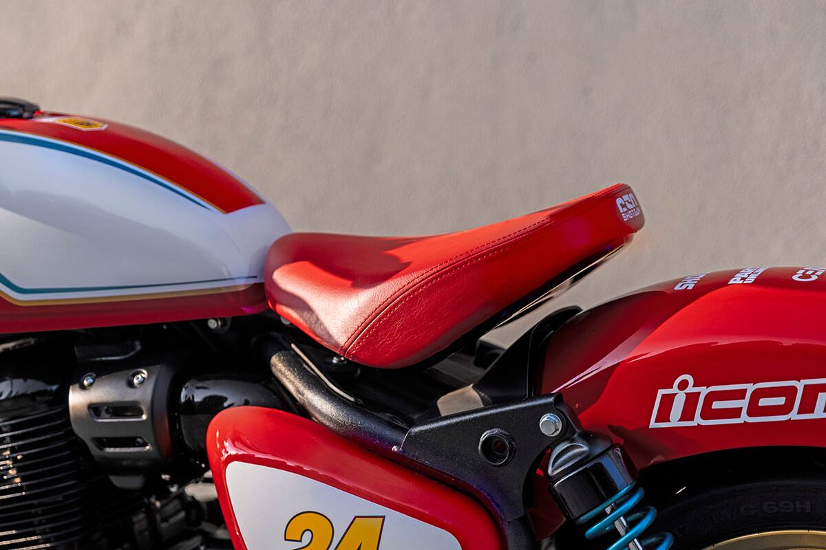 Son decenas los detalles de esta moto muy especial.