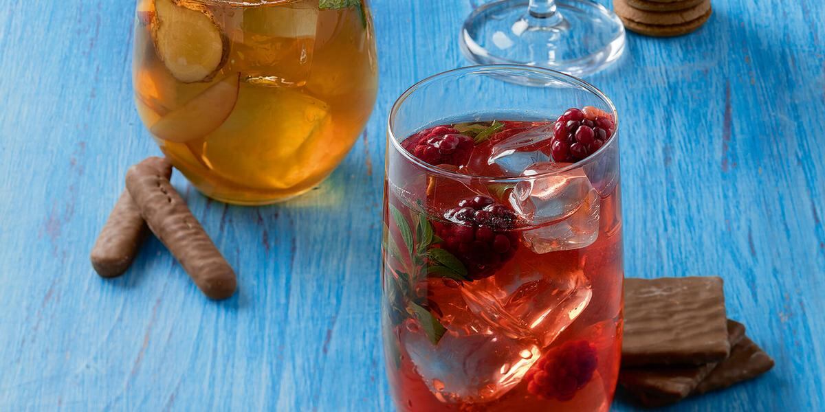 Las infusiones frías son una buena forma de mantenerse hidratado.