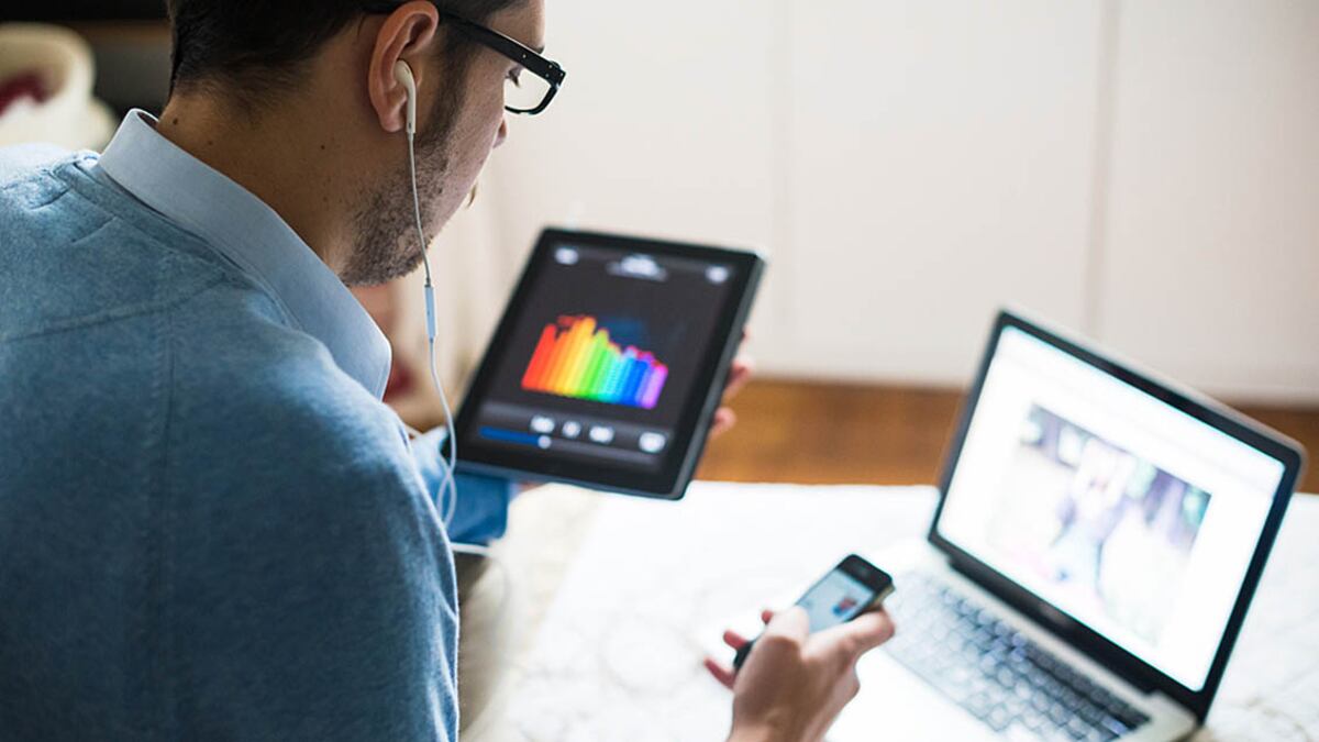 El proceso de Multitasking tiene consecuencias cognitivas en la persona. / Sanatorio Allende