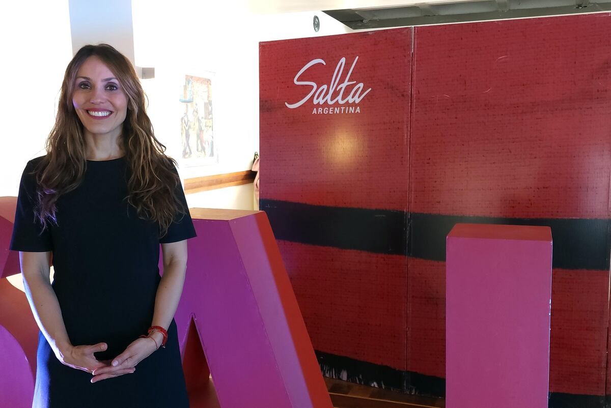 La subsecretaria de Promoción de Turismo de Salta, Laura Alcorta, presentó en Córdoba su oferta turística. (Foto: Daniel Santos)