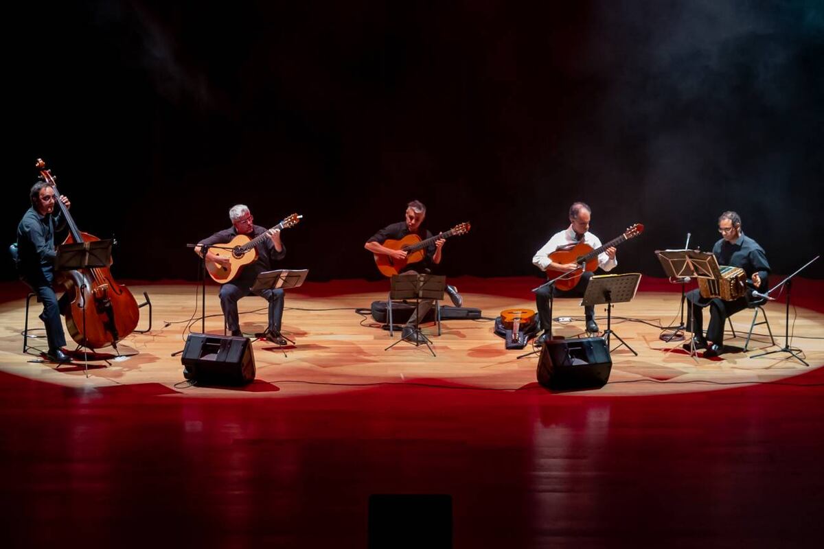 El Ensamble Municipal de Música Ciudadana volverá, durante un concierto en el Comedia. La formación vuelve al teatro con repertorio imperdible. (Prensa EMDMC)