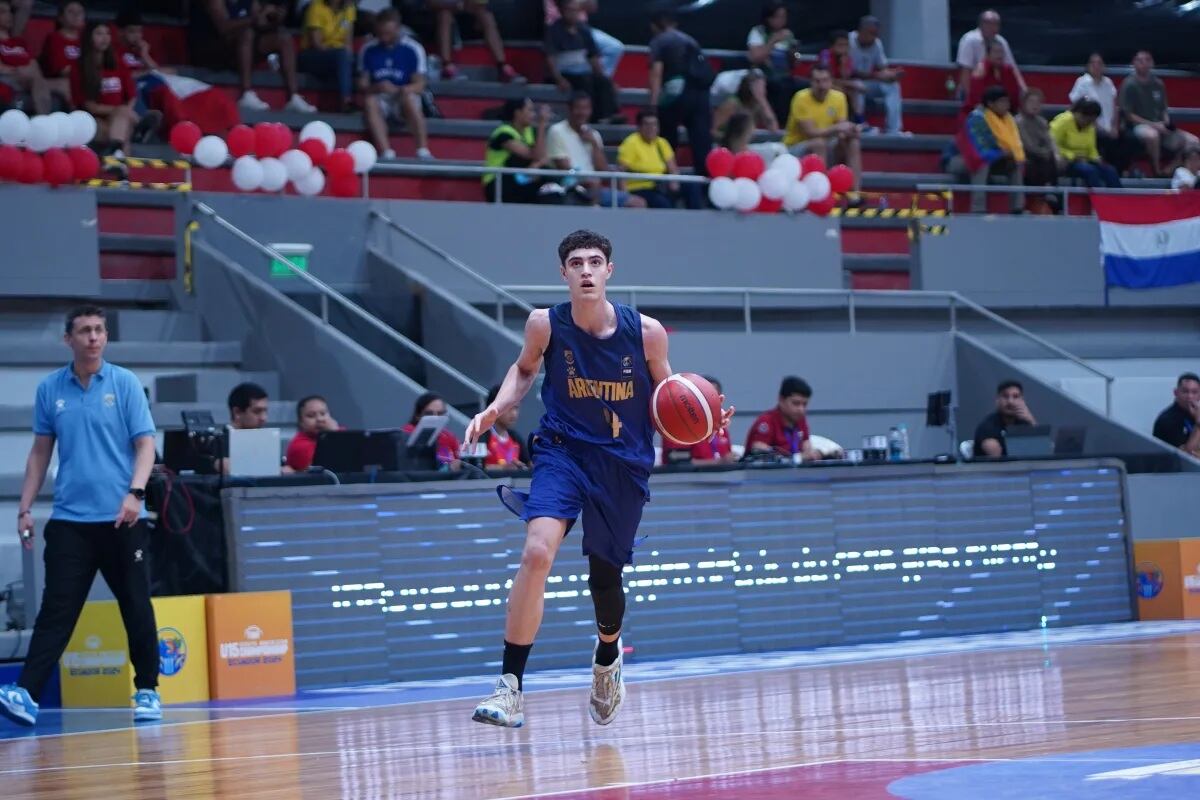El zurdo chaqueño Ian Torres, jugador de Instituto, integra la selección nacional U16 para el AmeriCup. (Fiba)