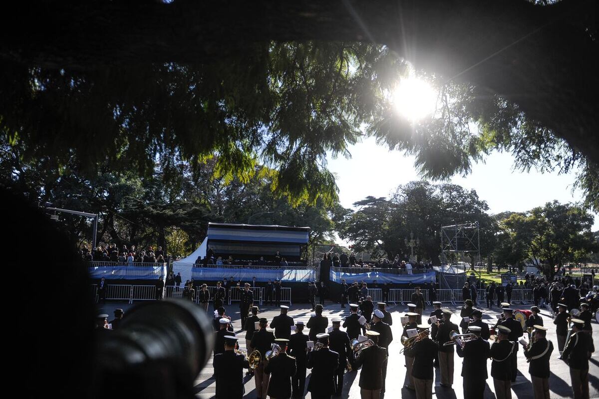 Desfile del 9 de Julio encabezado por el presidente Javier Milei. (Federico López Claro)