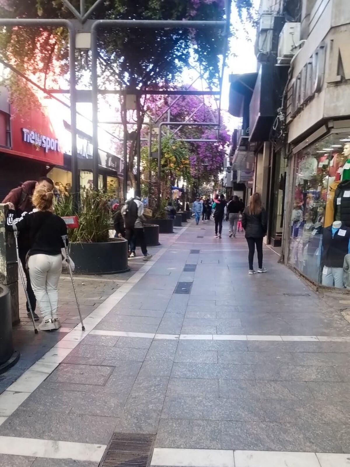 La zona peatonal quedó liberada tras los operativos de control. (Municipalidad de Córdoba)