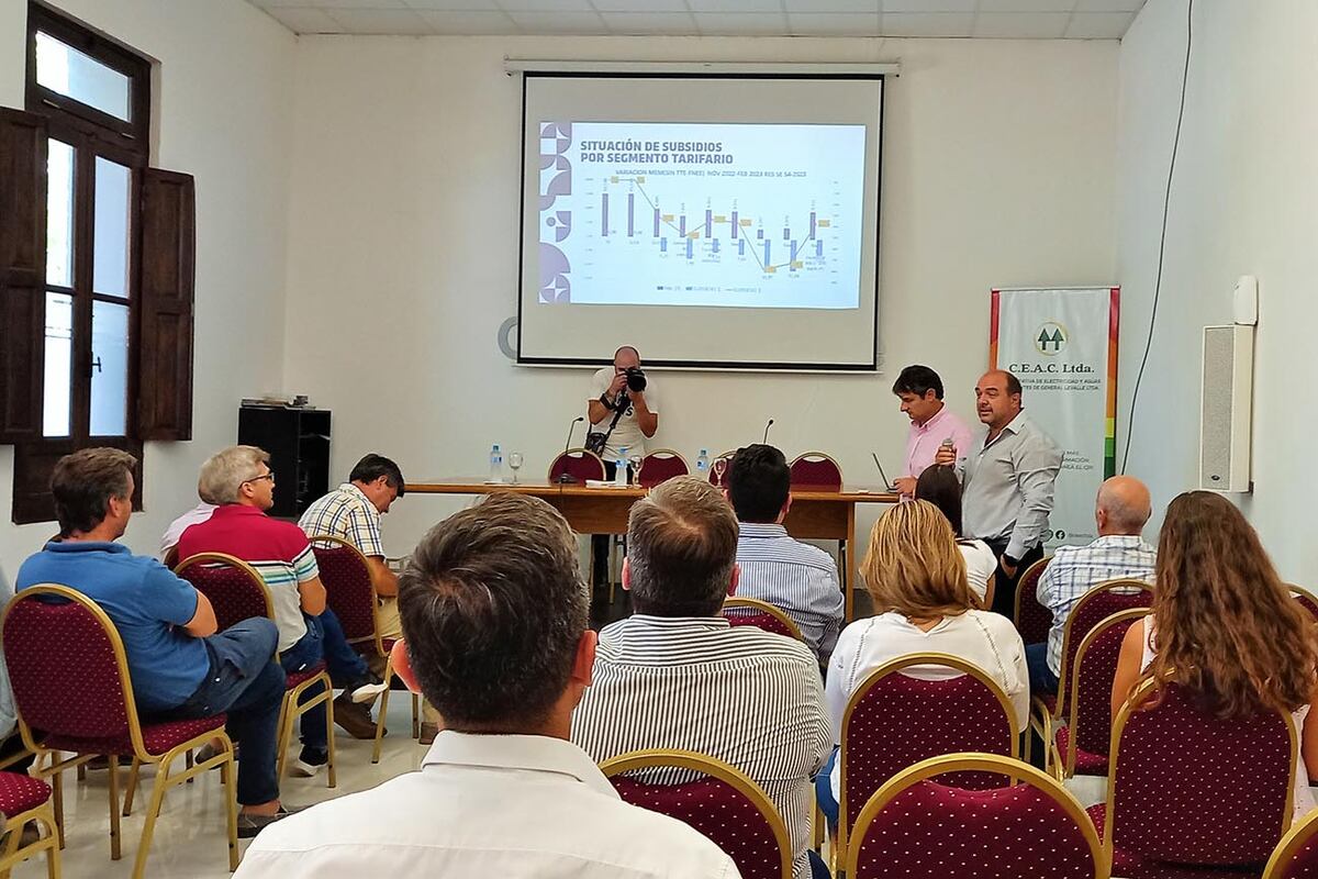 Las jornadas fueron encabezadas por una mesa multisectorial del ámbito eléctrico cordobés.