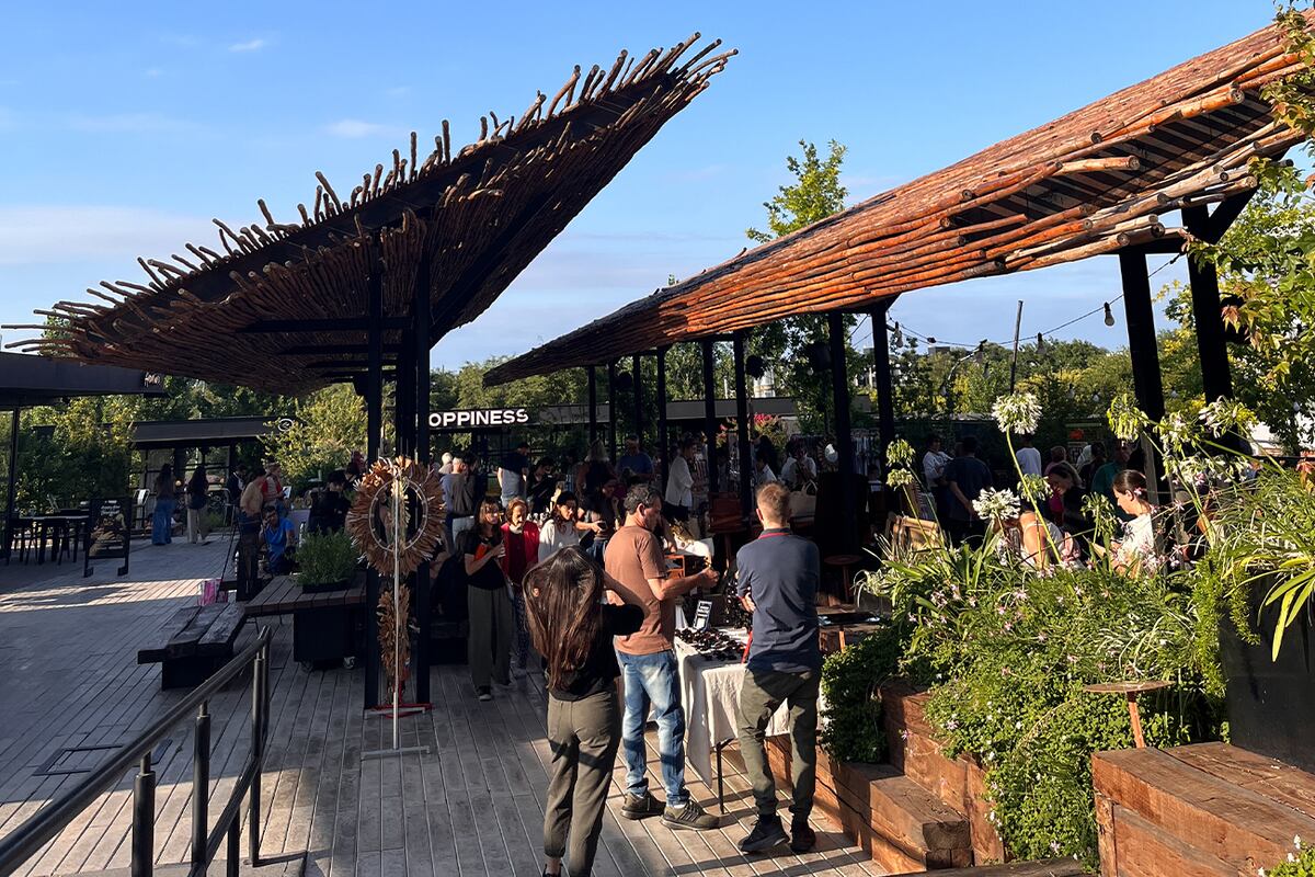 La Feria de Emprendedores se suma a la propuesta gastronómica permanente de Las Quinchas.