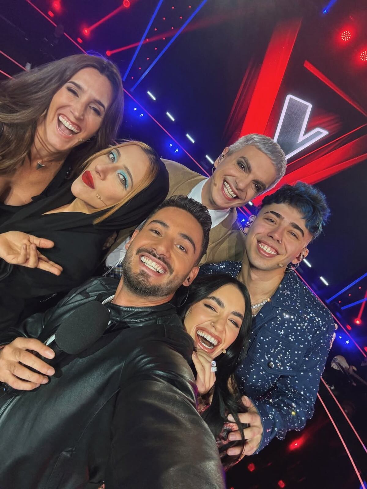 La Voz Argentina: Nico Occhiato debutó como conductor y subió a Instagram una foto con los coaches de esta edición, La Sole, Luck Ra, Lali y Miranda! (Instagram de Nico Occhiato)