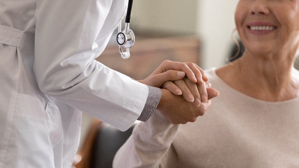 Virus sincicial respiratorio: advierten sobre la importancia de prevenir la enfermedad también en adultos mayores